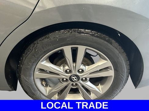 Used 2017 Hyundai Elantra Value Edition image 13