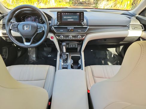 Used 2022 Honda Accord EX-L image 12