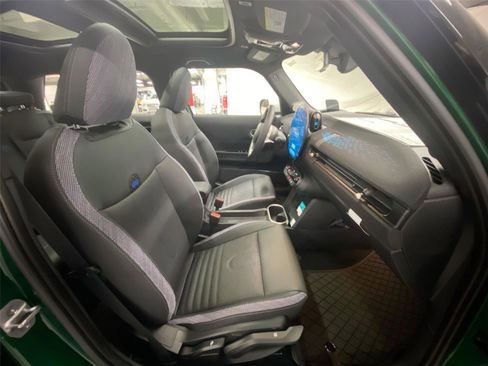 New 2026 MINI Cooper 4-Door Hardtop image 30