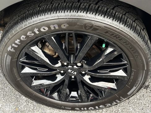 Used 2020 Kia Telluride SX w/ SX Prestige Package AWD/4WD image 8