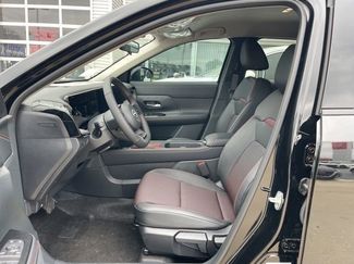 New 2025 Nissan Kicks SR video 4