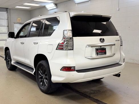 Used 2023 Lexus GX 460 Premium AWD/4WD image 7
