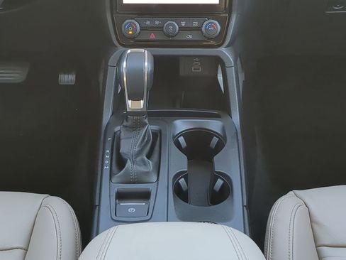 New 2025 Ford Ranger Lariat w/ FX4 Off-Road Package image 17