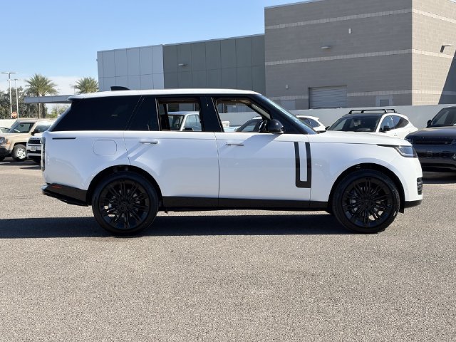 New 2026 Land Rover Range Rover SE AWD/4WD image 17
