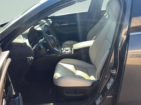 Used 2024 MAZDA CX-30 AWD 2.5 S w/ Premium Package image 22