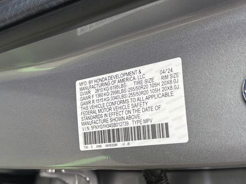 Used 2025 Honda Pilot Sport image 26
