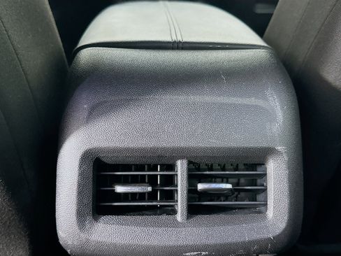 Used 2018 GMC Terrain SLE w/ Driver Convenience Package image 26