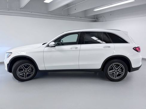 Used 2021 Mercedes-Benz GLC 300 4MATIC image 5