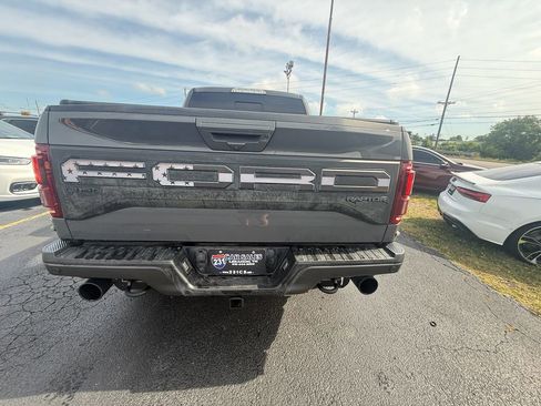 Used 2020 Ford F150 Raptor w/ Equipment Group 802A Luxury AWD/4WD image 4