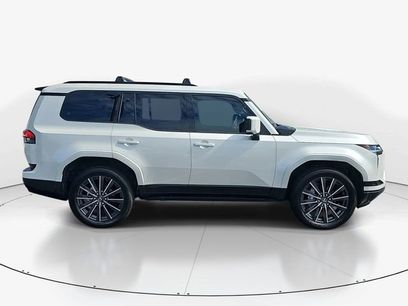 Used 2025 Lexus GX 550 w/ Accessory Package (2T)