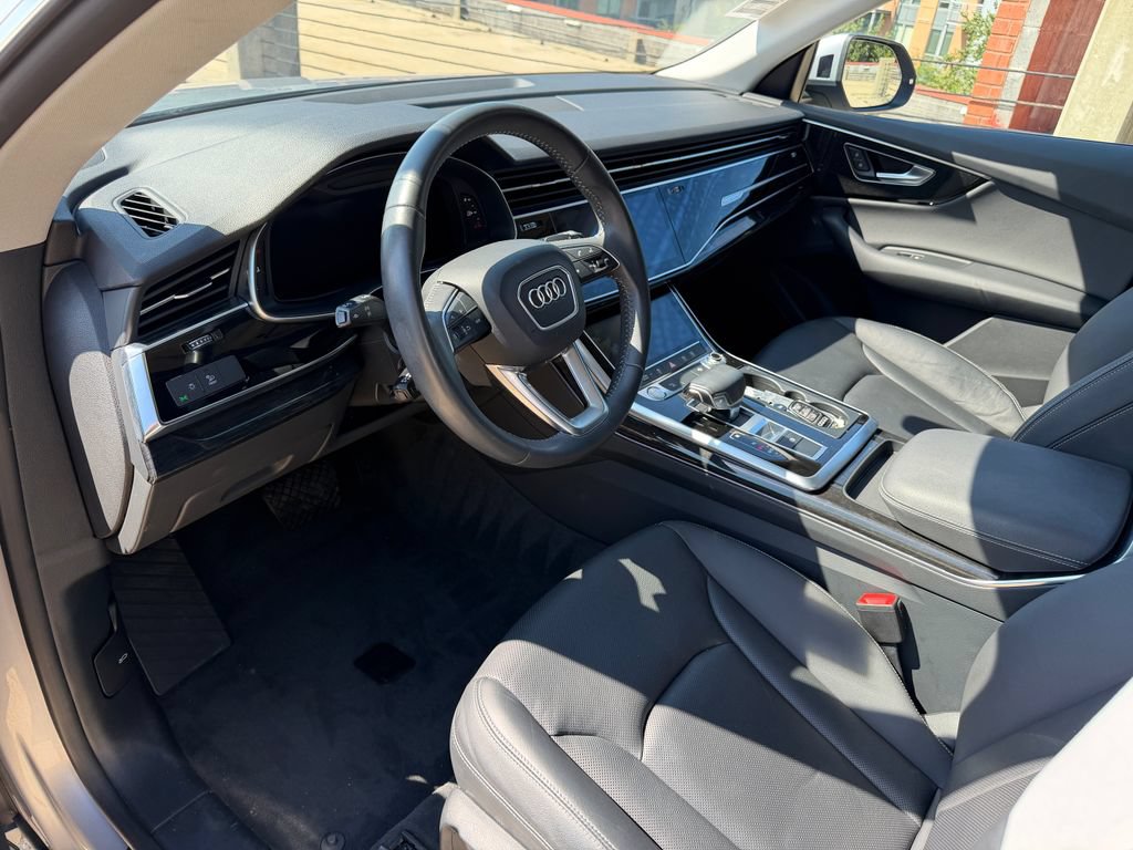 Used 2019 Audi Q8 Premium Plus AWD/4WD image 9