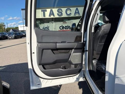 New 2026 Ford F350 Lariat w/ Lariat Ultimate Package AWD/4WD image 12
