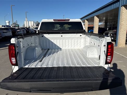 Used 2024 GMC Sierra 1500 Elevation w/ LPO, Elevation Black Package image 12