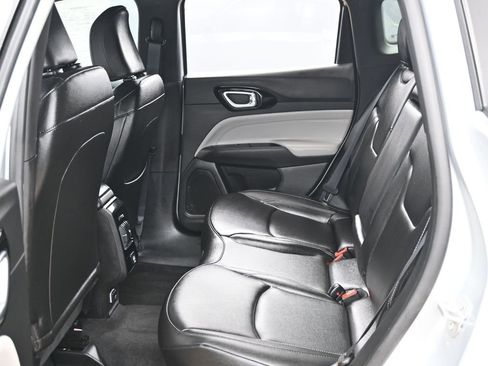 Used 2026 Jeep Compass Limited image 43