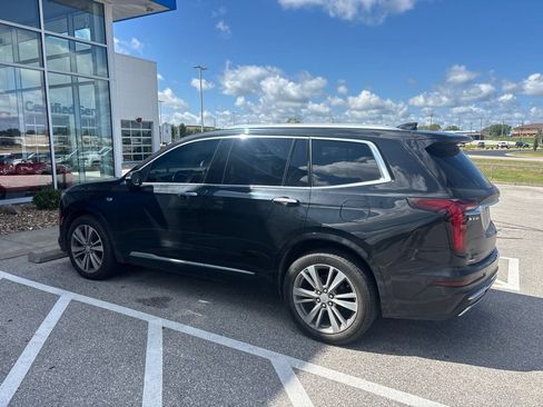 Used 2020 Cadillac XT6 Premium Luxury AWD/4WD image 3