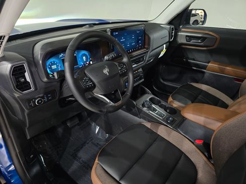 New 2025 Ford Bronco Sport Outer Banks w/ Outer Banks Tech Package+ AWD/4WD image 15
