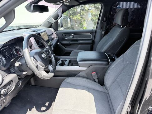 Used 2019 RAM 1500 Big Horn AWD/4WD image 14