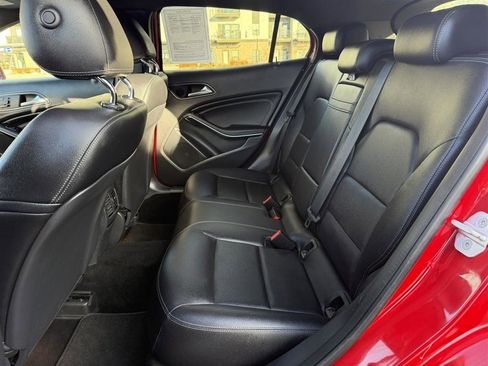 Used 2016 Mercedes-Benz GLA 250 4MATIC image 19