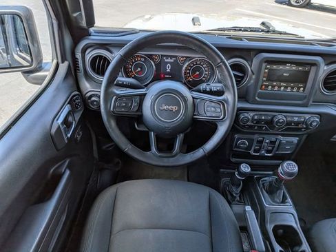 Used 2022 Jeep Wrangler Unlimited Sport AWD/4WD image 17