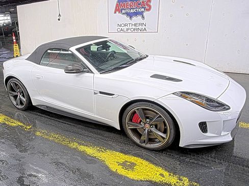 Used 2016 Jaguar F-TYPE R image 1