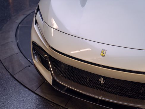 Used 2025 Ferrari Purosangue AWD/4WD image 14