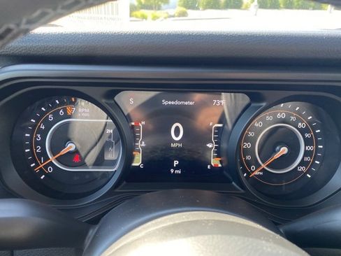 New 2025 Jeep Gladiator Willys image 18