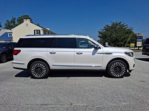 Used 2019 Lincoln Navigator L Black Label AWD/4WD image 16