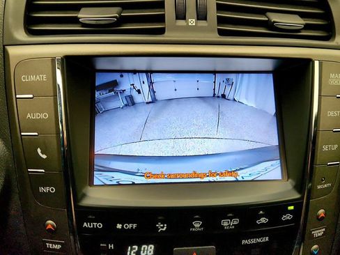 Used 2014 Lexus IS 250C w/ Luxury Package image 23