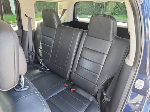 Used 2016 Jeep Patriot High Altitude FWD image 22