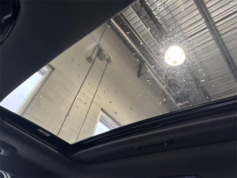 Used 2024 Hyundai Santa Cruz Limited image 25