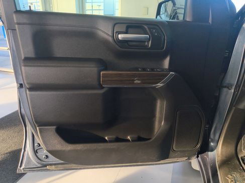 Used 2021 Chevrolet Silverado 1500 LT w/ Bed Protection Package image 19