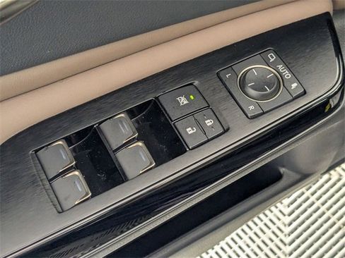 Used 2023 Lexus ES 350 w/ Premium Package image 12