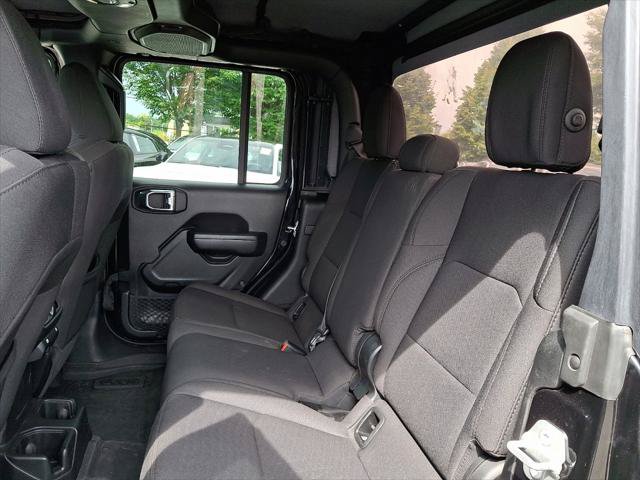 Certified 2023 Jeep Gladiator Sport AWD/4WD image 20
