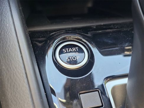 New 2025 Nissan Versa SV w/ Trunk Package image 16