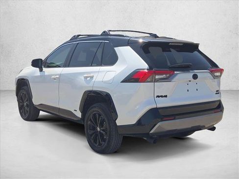 Used 2024 Toyota RAV4 XSE AWD/4WD image 8