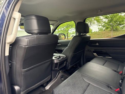 Used 2024 Toyota Tundra Limited w/ Power Package AWD/4WD image 34