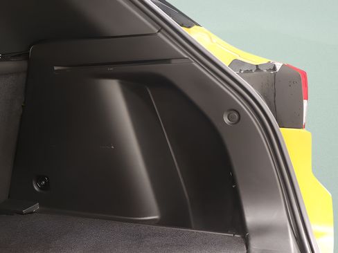 Used 2023 Chevrolet TrailBlazer RS w/ Sun and Liftgate Package FWD image 30