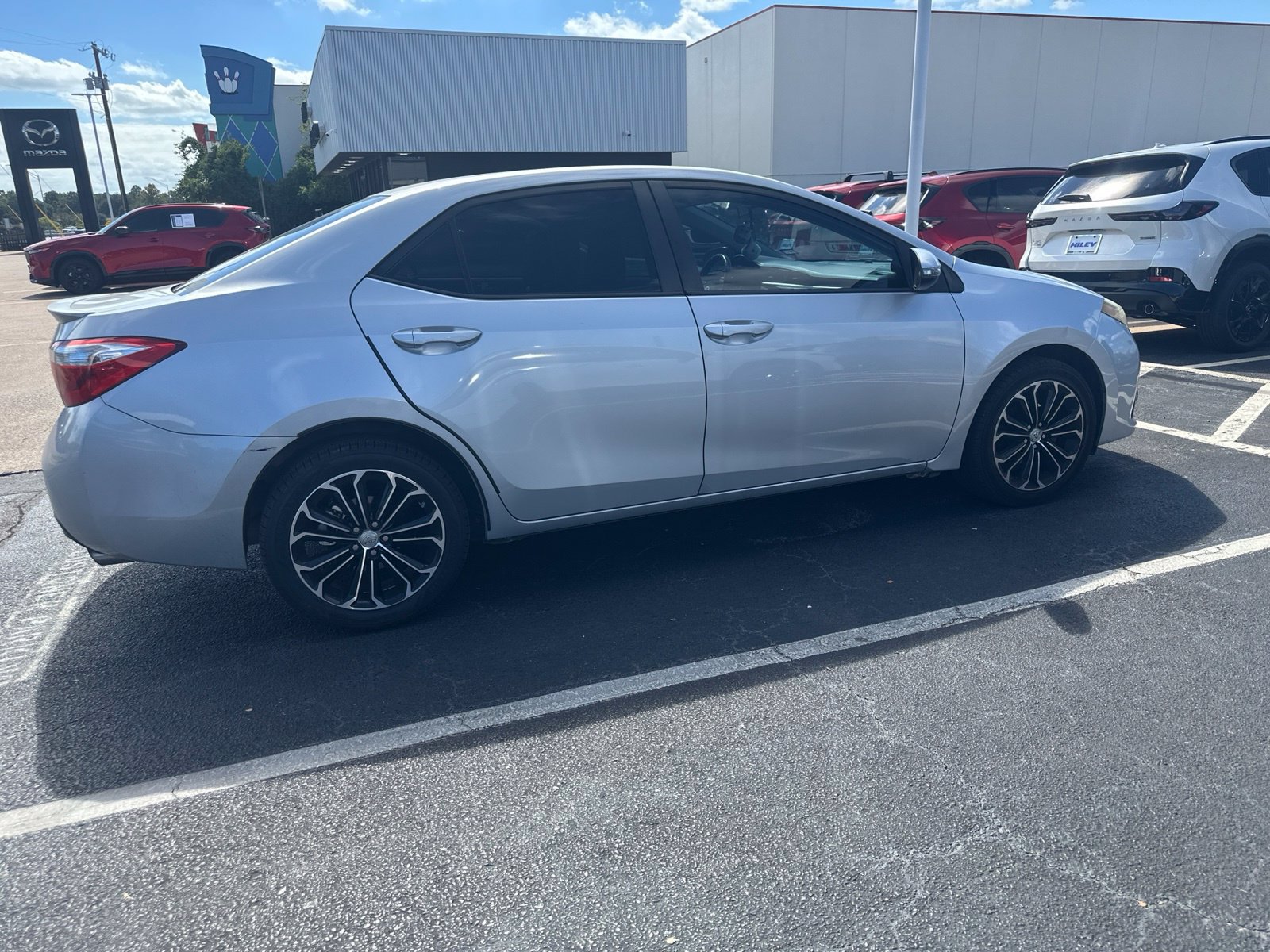 Used 2015 Toyota Corolla S FWD image 4
