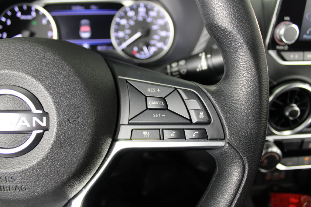 Certified 2025 Nissan Sentra SV FWD image 25