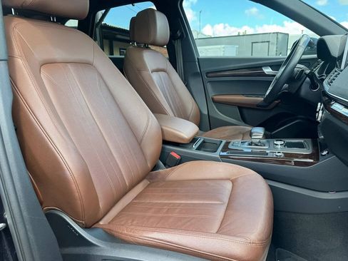 Used 2018 Audi Q5 2.0T Premium Plus AWD/4WD image 19
