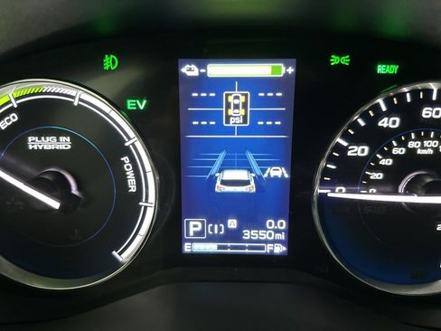 Used 2022 Subaru Crosstrek Hybrid w/ Moonroof Package w/Navigation image 15