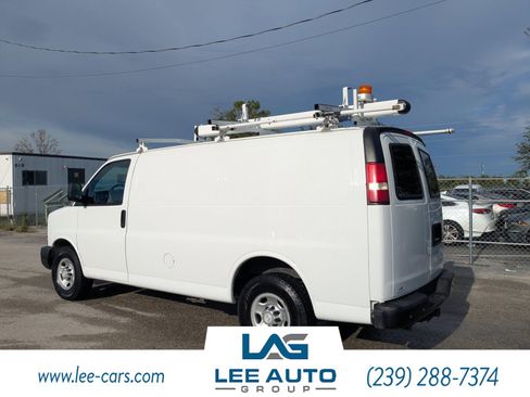Used 2015 Chevrolet Express 2500 image 5