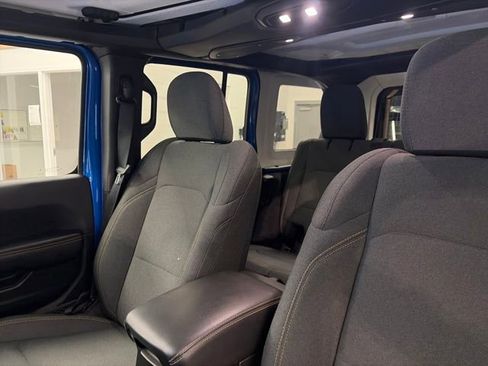 Certified 2025 Jeep Wrangler Sahara image 43