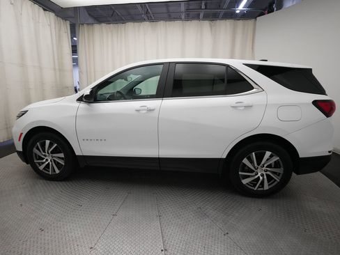 Certified 2024 Chevrolet Equinox LT FWD image 24