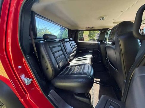 Used 2005 HUMMER H2 SUT w/ Preferred Equipment Group AWD/4WD image 14