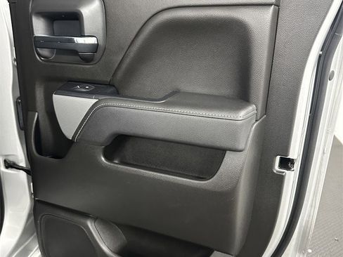 Used 2018 Chevrolet Silverado 1500 LT w/ All Star Edition image 28