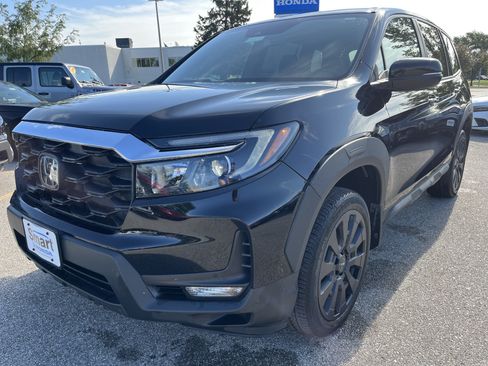 Used 2023 Honda Passport EX-L image 2