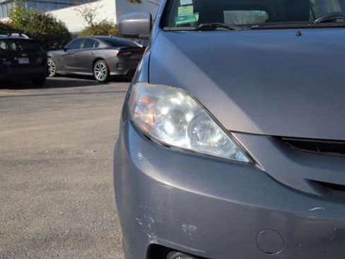 Used 2007 MAZDA MAZDA5 Touring image 25