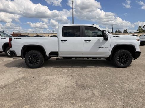 New 2026 Chevrolet Silverado 2500 LT w/ Trail Boss Package image 6