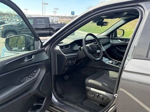 New 2026 Jeep Grand Cherokee Laredo X AWD/4WD image 14